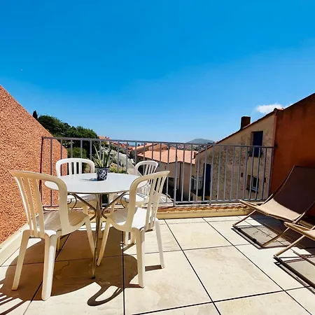 Collioure, Grande Terrasse Et Parking * コリウール